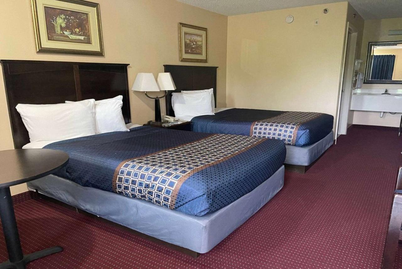 Carom Inn Denham Springs-Batonrouge Exterior photo