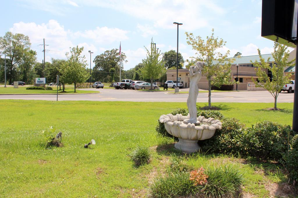 Carom Inn Denham Springs-Batonrouge Exterior photo